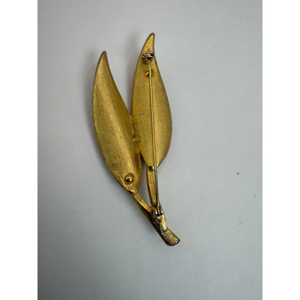 Vintage BSK Gold Tone Leaf‎ Brooch – Brushed Textured Modernist Floral Pin